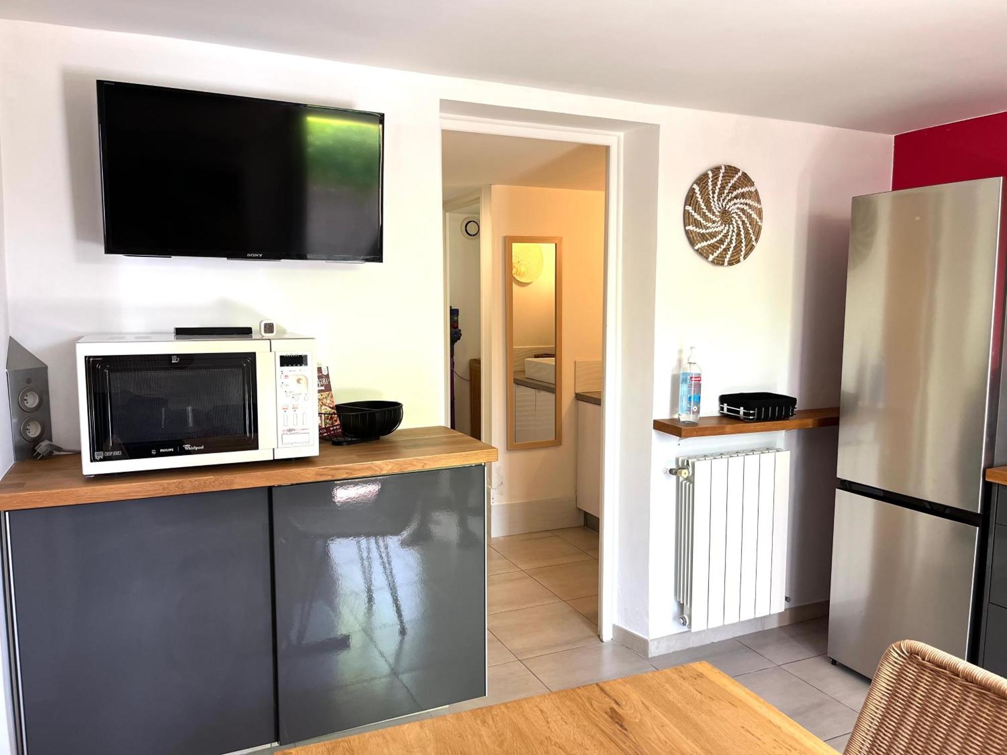Appartement Deux Pieces Donnant Sur Un Jardin Antibes Dış mekan fotoğraf